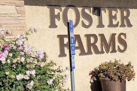 Foster Farms Livingston Cafe